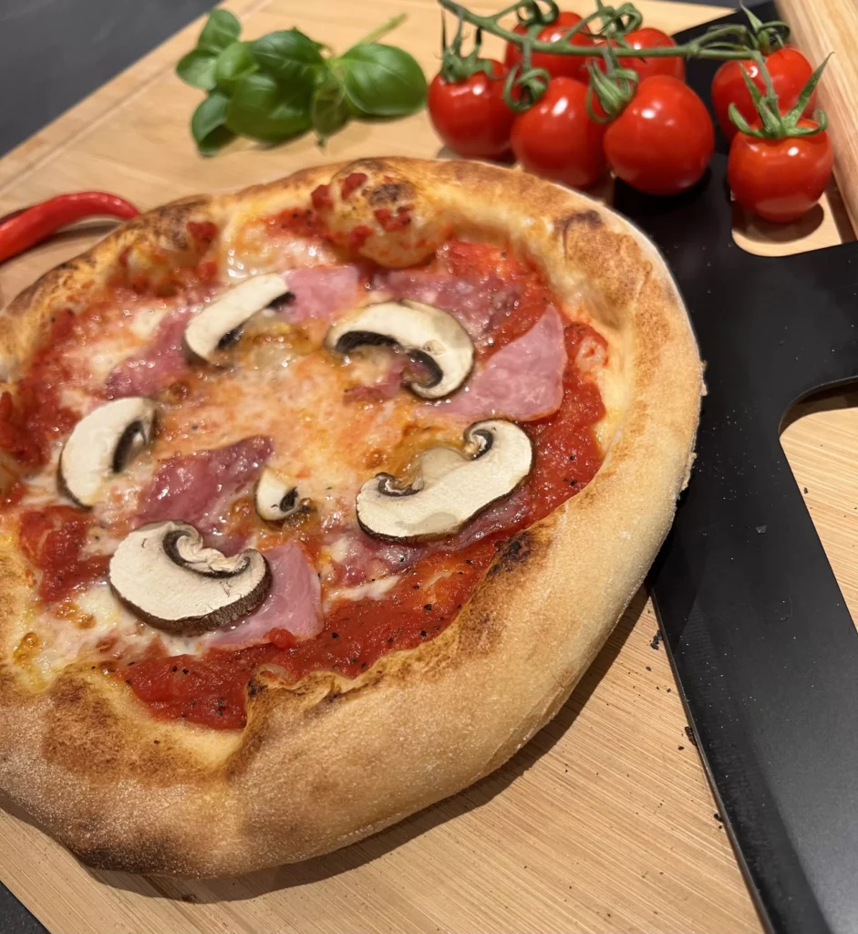 Neapolitanische Pizza Speciale aus dem Steinofen – Pizza-Catering Pizza di Angelo
