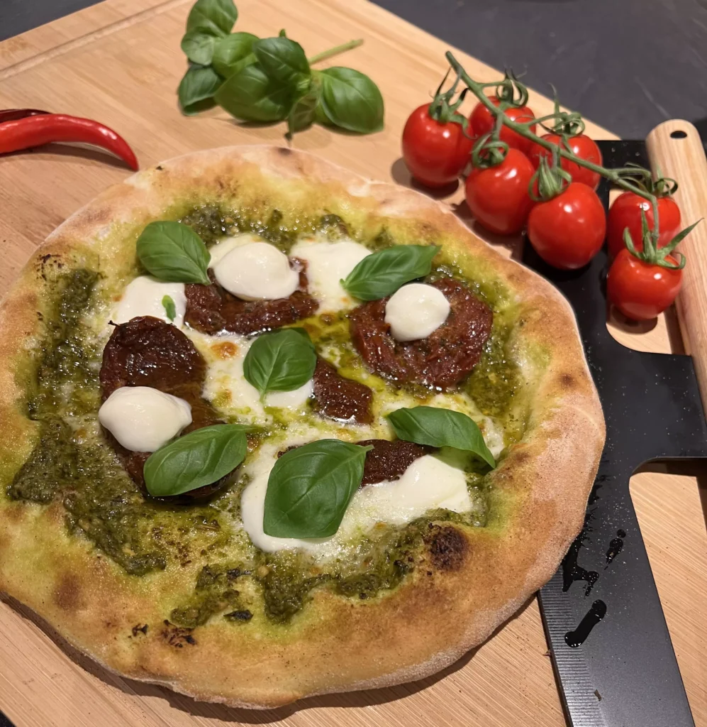 Neapolitanische Pizza di Grado aus dem Steinofen – Pizza-Catering Pizza di Angelo